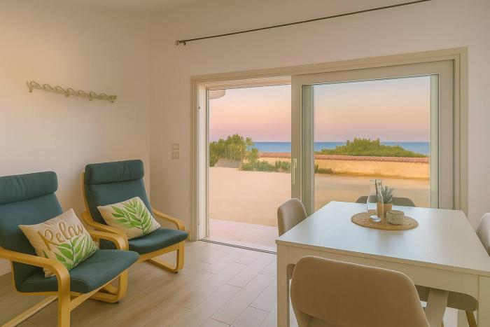 Shoreline Bliss House-Direct Sea Access (15m)