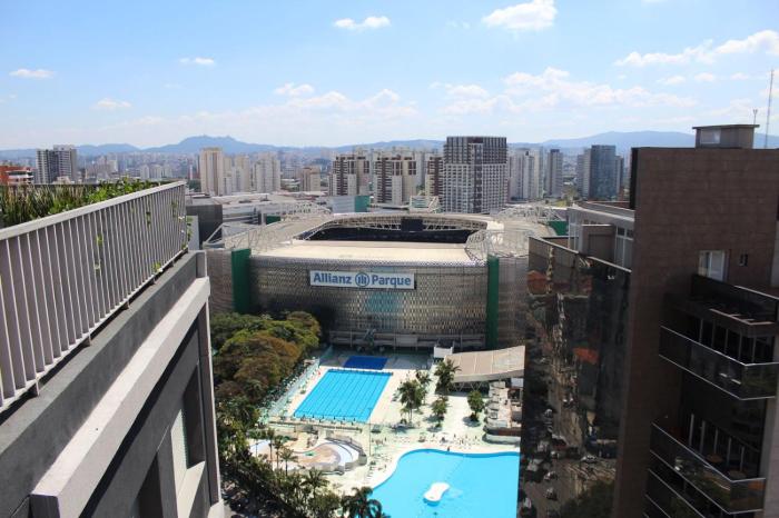 Flat Moderno 300 metros do Nubank Parque