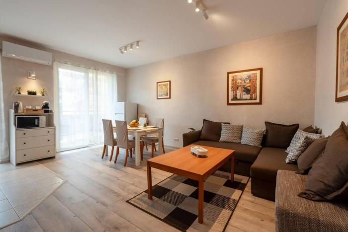 Cozy apartment in Golden Sands