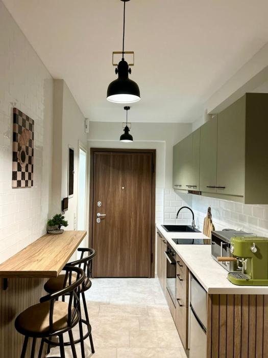 Hidden Gem Homes - Emerald