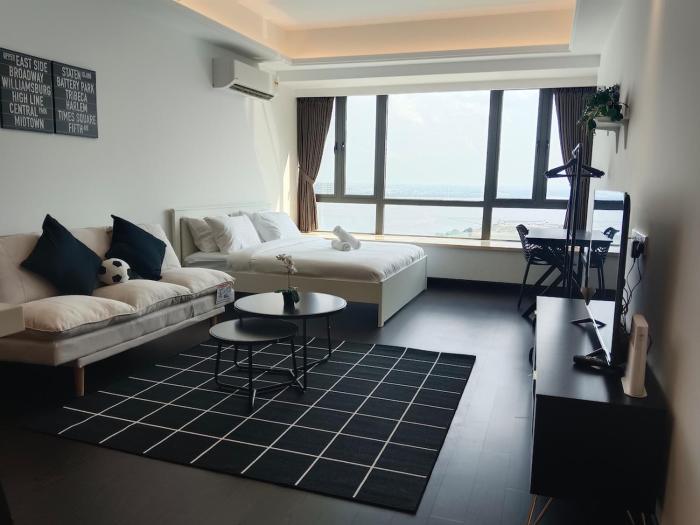 SeaView Studio at Custom City JB Sentral CIQ