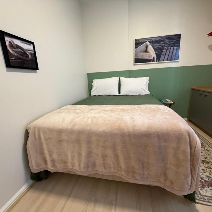 QUARTO INTEIRO com banheiro exclusivo Coração de Florianópolis