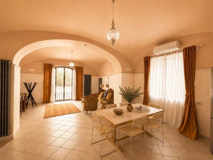 Interno Corte - a 5 min dalla Reggia con parking