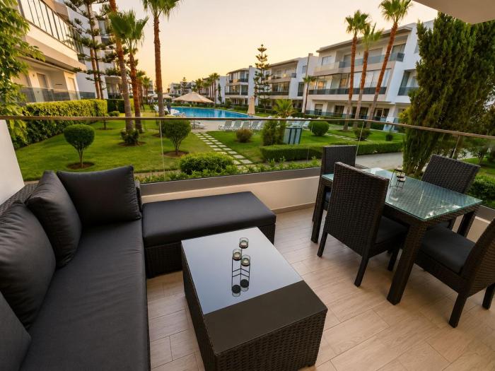 Appartement vue piscine