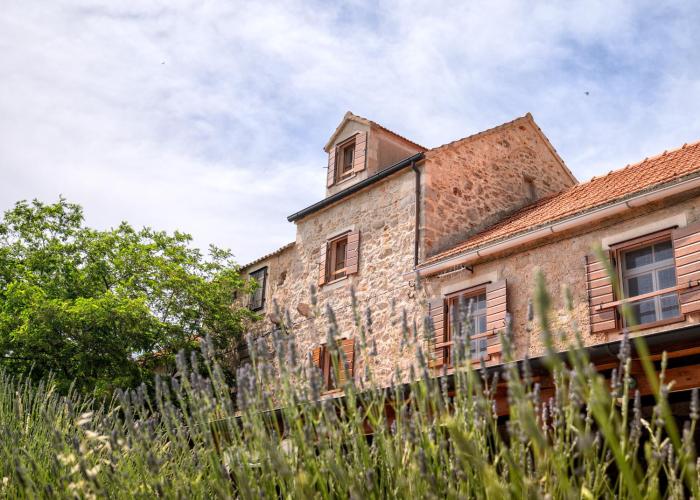 Velo Grablje - Rustic country house on island Hvar