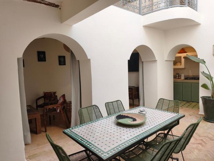 Dar Madou, riad 3 chambres, rooftop, medina