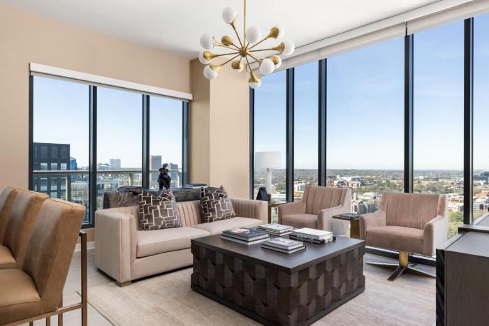 25th Floor Corner - Zen Escape