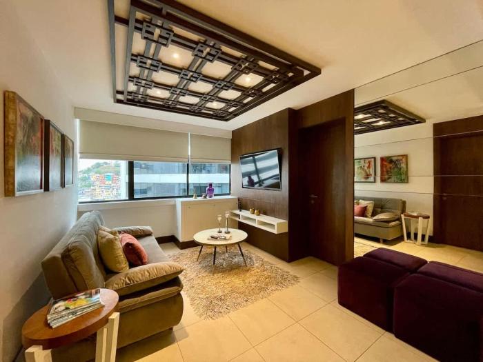 Riverside Luxe 2 Bedroom apartment