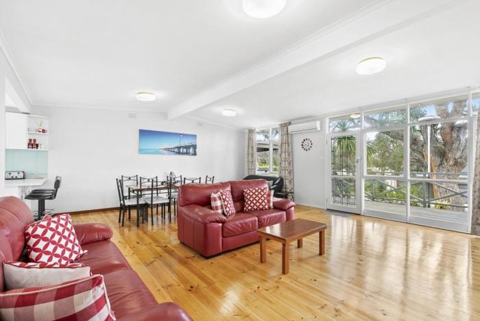 Bright & Airy & Close to Everything