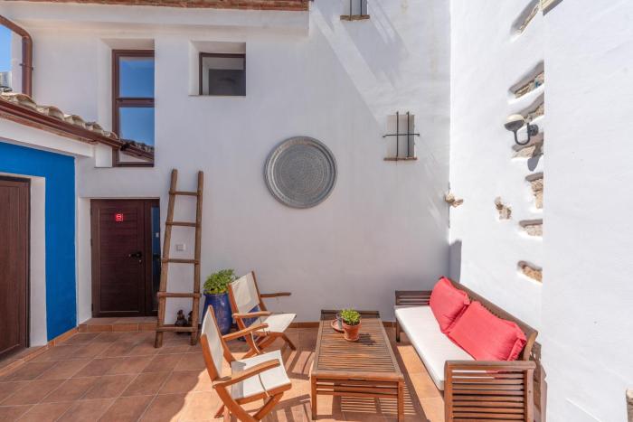 Casa Rural En Montejaque Con Patio