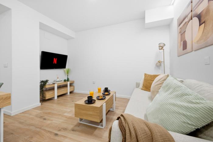 Loft Adaptado, Smart TV, Aire acondicionado, Café, 4 personas