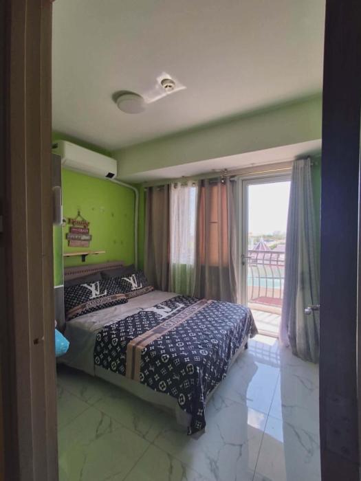 Budget Homestay - 2BR in Solemare Parasites