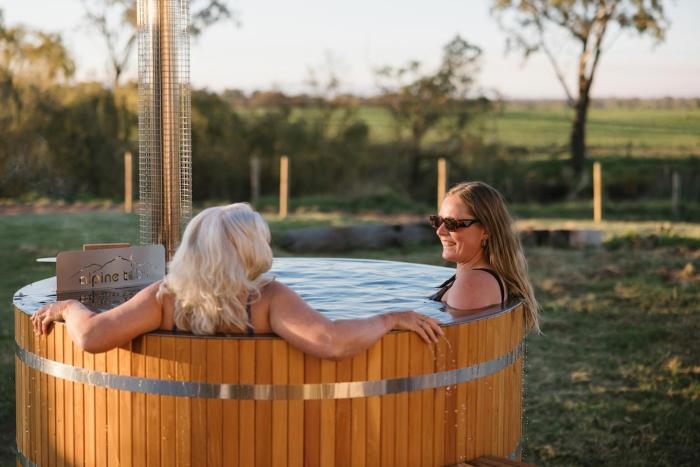 Mewburn Park Retreats - The Mountain View