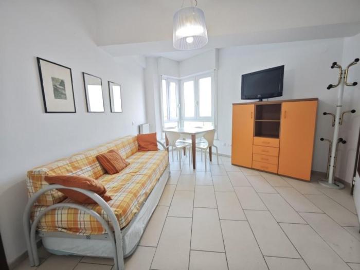 Cozy beachside vacation flat in Lignano