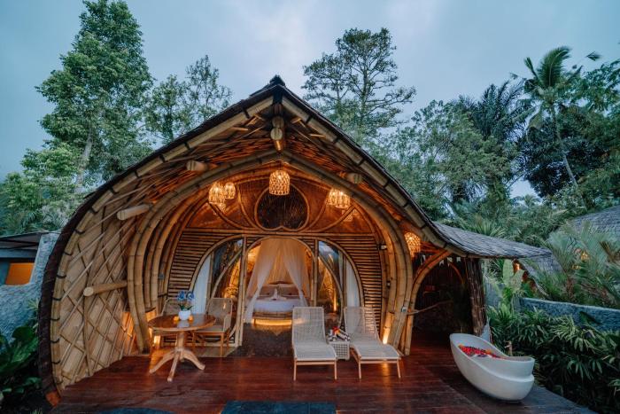 Aris Bamboo House Sidemen - NYAN BALI
