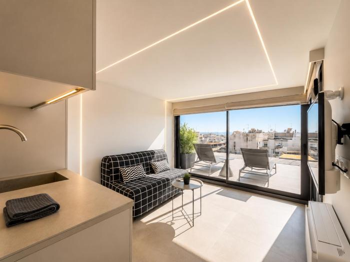 Luxury Studio Panoramic Sea & City View Central