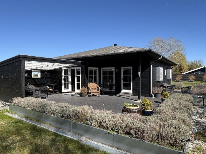 Holiday Home Anelle - 1-2km to the fjord by Interhome
