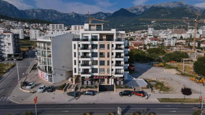 B1 first line apartments