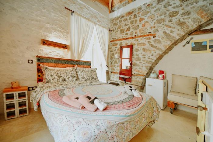 Mastoris Mansion