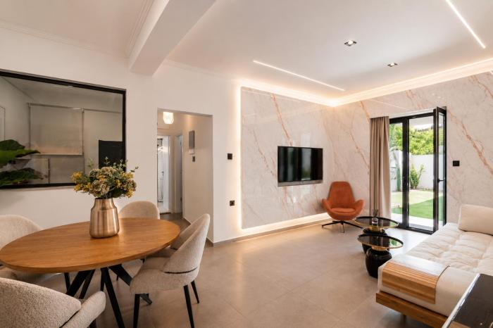 Kayia City Garden, Luxury Suite with Private Garden