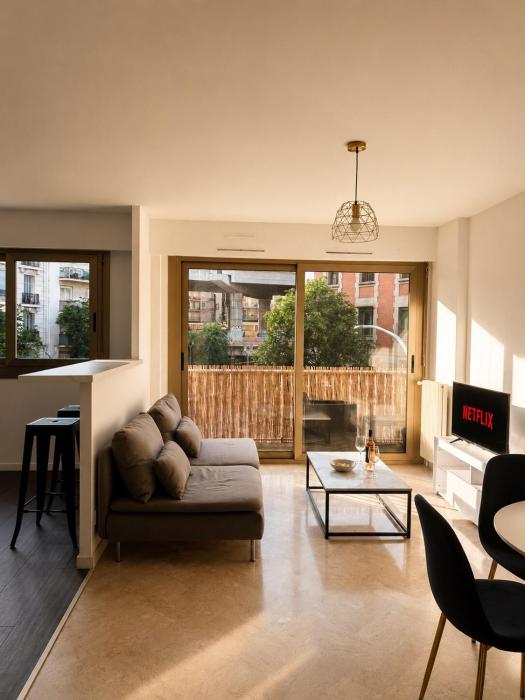 Grand appartement moderne centre Nice