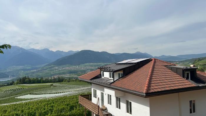 Casa Borghesi - Appartamenti vista lago e Dolomiti