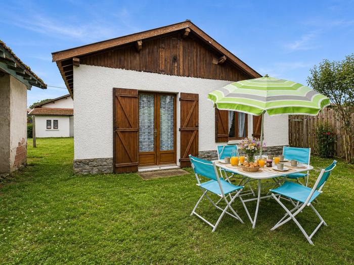 450m de la Jetee dArès, maison pour 4
