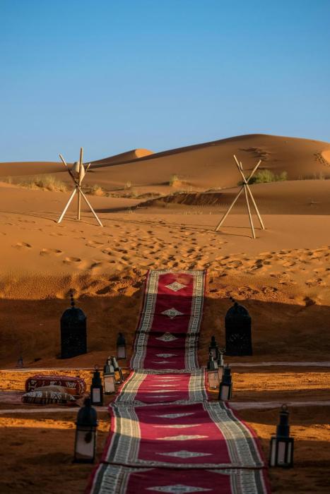 Roaming Desert Luxury Camp