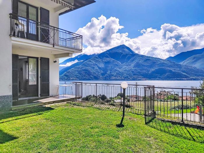 Holiday Home Riflessi del Lario by Interhome