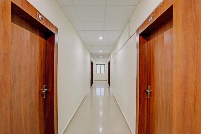 Hotel O Aditya Inn
