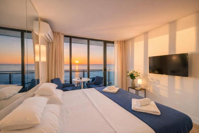 ORBI CITY - Luxury Hotel with sea view