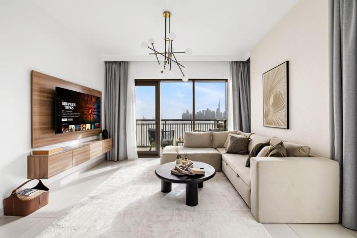 Luxury 3BR with Sea Views & Pool - Creekside