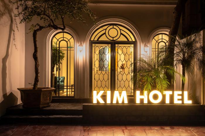 KIM Hotel - Yên Hoà