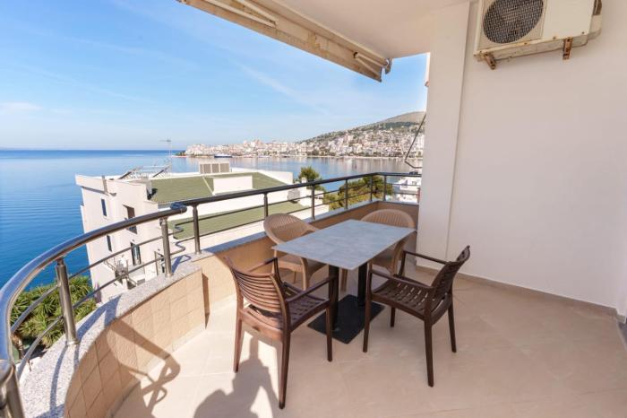 Eri luxorius apartament