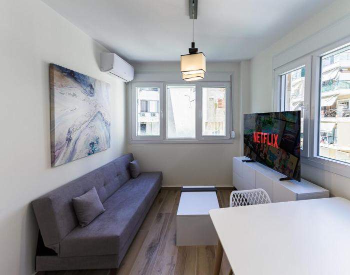 Bright 1BR City Stay for 3 Fast WiFi Smart TV