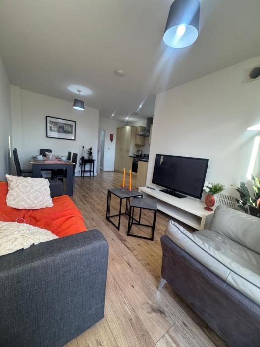 Terraced 1BD near Arsenal Stadium