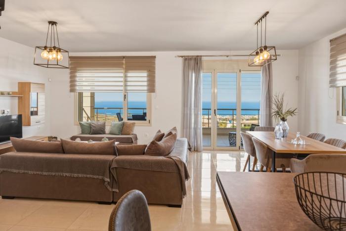 Azur Horizon Oceanview House