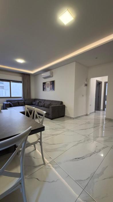 2bedroom 90m with balcony cintral near services 108