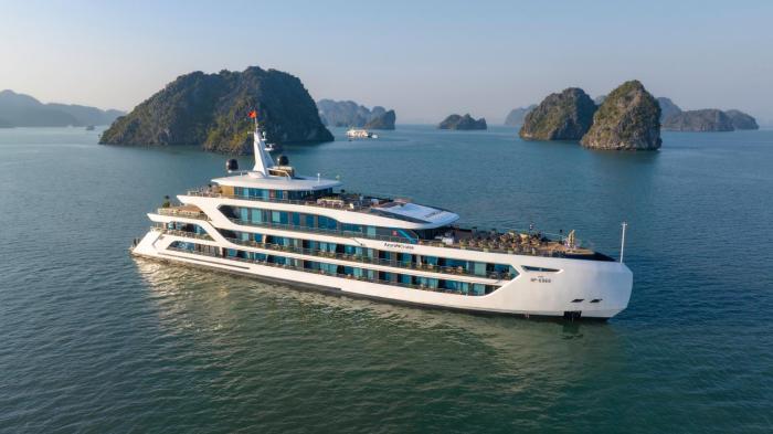 Azura Cruise