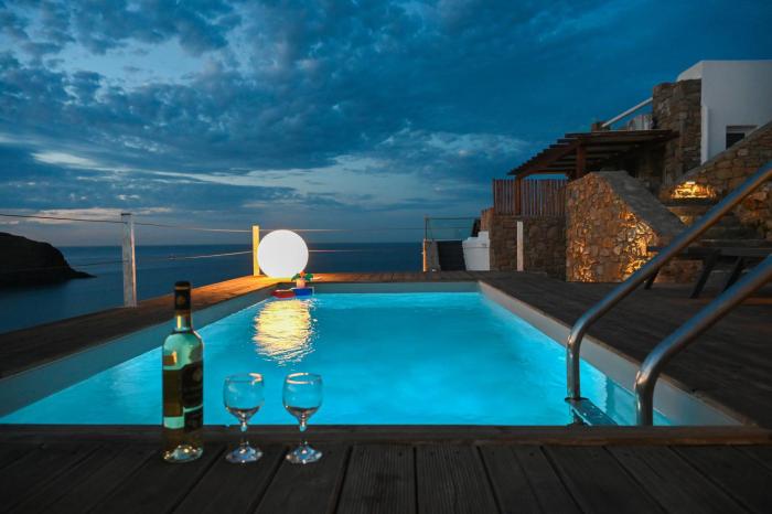 Villa Merhia Seaview Oasis with Pool & Hot Tub