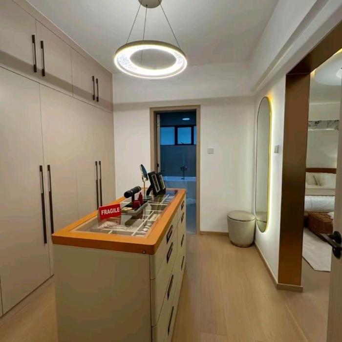 Moi Avenew apartment