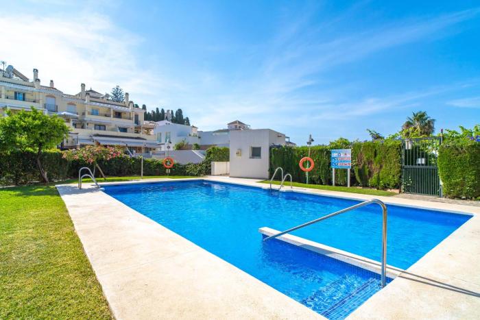 Tahiti 2 7 by Casasol - Family Apartment for 4 People near Playa Burriana, Nerja