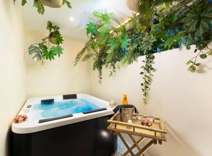 Eteria Luxury Rooms Spa & Wellness