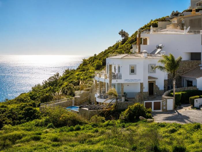 Simply Salema: Casa das Estevas, Beach Villa