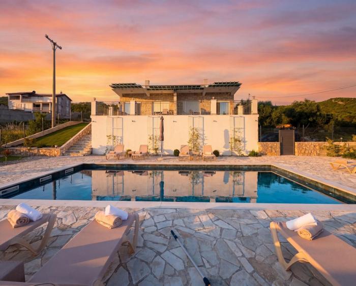 Villa Aurea Luxury Sunset with Pool