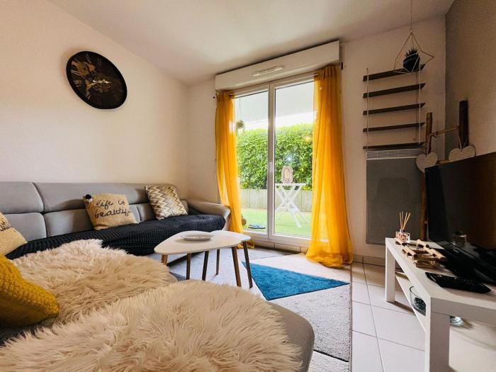 Cozy T2 avec terrasse privée - Thyez
