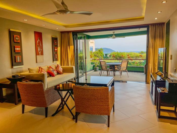 Kata Grand Horizon 210 sqm Luxury 2BR Apartment