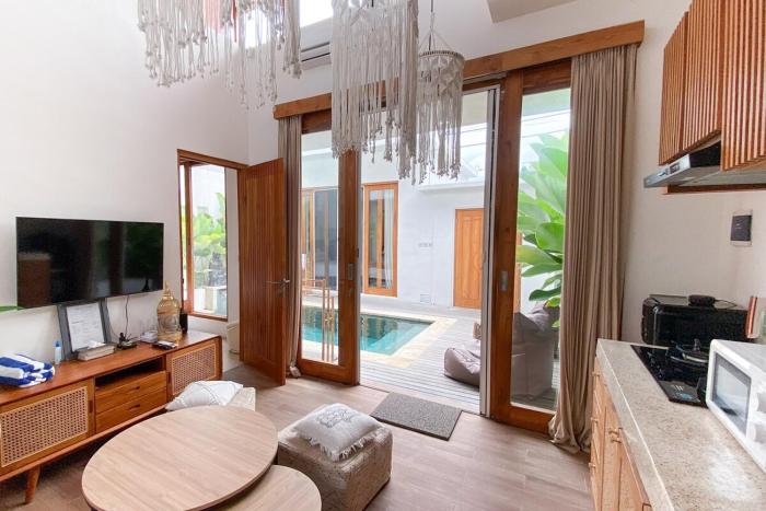 Family 2BR with Private Pool - B5