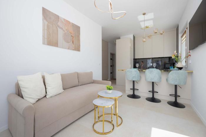Family Apartment with Terrace 2 Bedrooms and Balcony by Noclegi Renters
