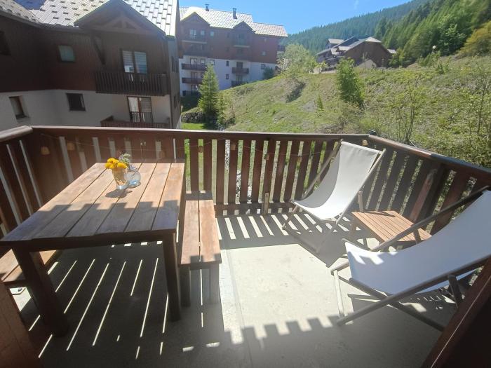 Appart 1800 Puy St Vincent aux pieds des pistes !